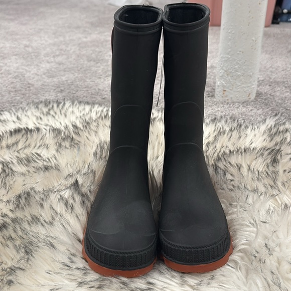 NWT Waterproof Slip Resistant Black Chore Rain Boots (Size 11/12) - Picture 4 of 10